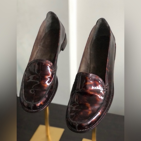 Stuart Weitzman Tortoise She’ll Loafers Sz 7 - Picture 2 of 10
